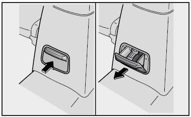 To remove the rear ashtray, pull it out to the normal position, push down on